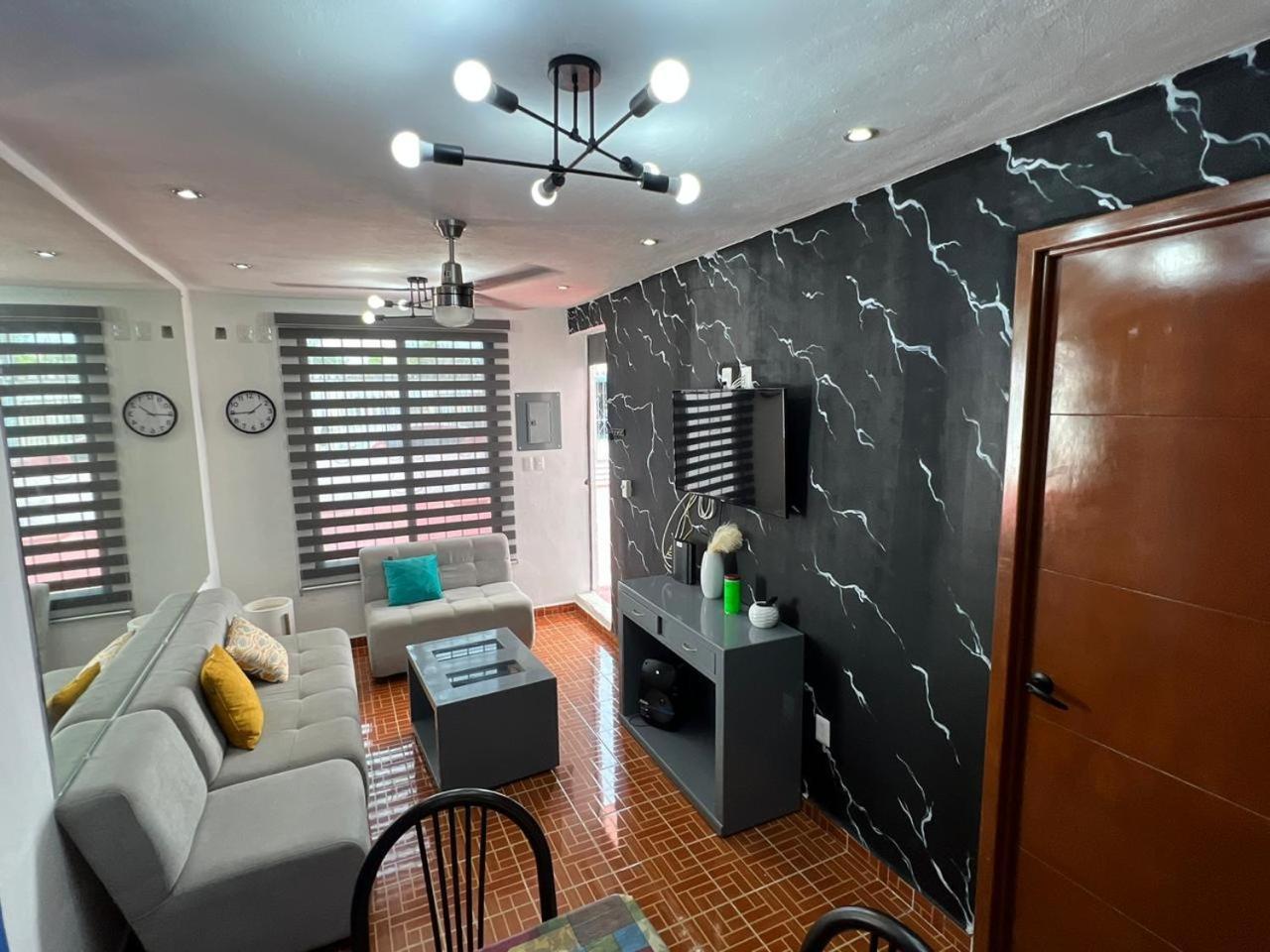 Casa Santa Cruz * Chetumal